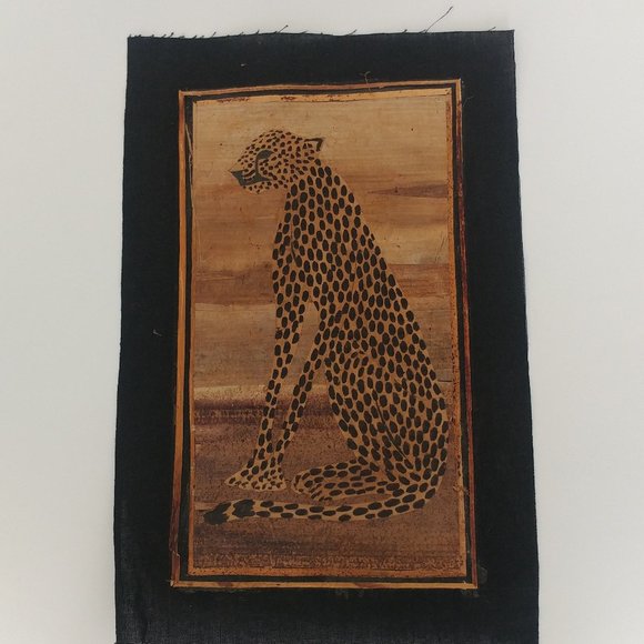 RARE FIND * Hand Painted Cheetah on Banana Leaf Skin Tapestry African Art - Picture 4 of 5